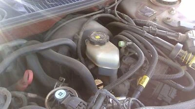 1999-2005 Buick Century Power Brake Booster com conjunto de pares de cilindros mestre fabricante de equipamento original - Imagem 1 de 4