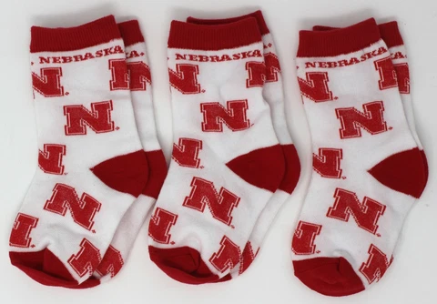 Nebraska Cornhuskers NCAA (3 Pair) 1/4 Quarter Kids Youth Socks *Toddler 3-8 Cover