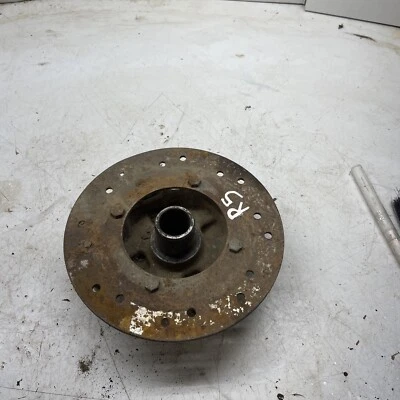 Buje y rotor trasero derecho Polaris Sportsman 600 03 4x4 Foto 1 de 3