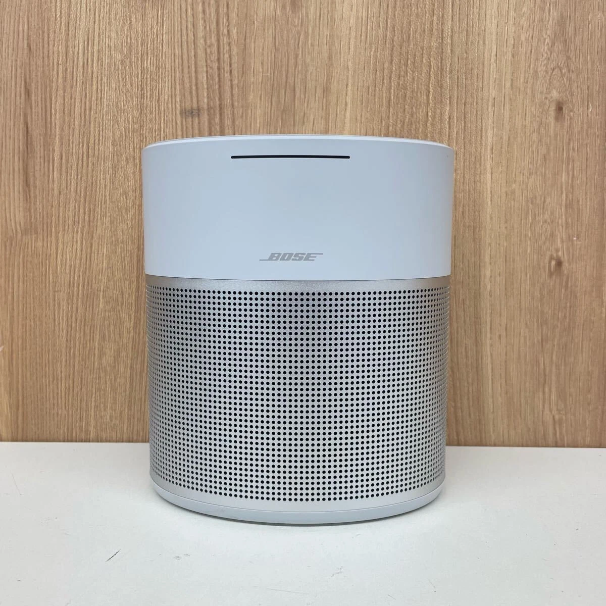 Bose Home Speaker 300 Silver Bluetooth/ Wi-Fi/Alexa Smart Speaker