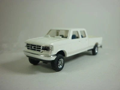 Trident 90078W 1994 Ford F350 Supercab Pickup White 1:87 - Image 1 of 4