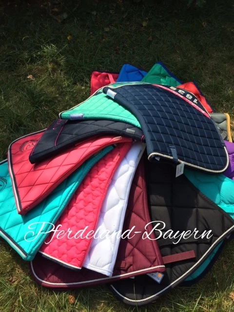 Schabracken Schabrackensets Lagerräumung Reitsportpaket Dessur 3, 5, 10er Pakete - Bild 1 von 1