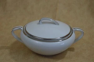 Noritaki Fine China Sugar Bowl - Silverdale Pattern - Picture 1 of 8