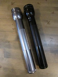 2 Vintage Mag-Lite 3 D-Cell Flashlights 12" Aluminum SILVER & BLACK Made In USA - Picture 1 of 11