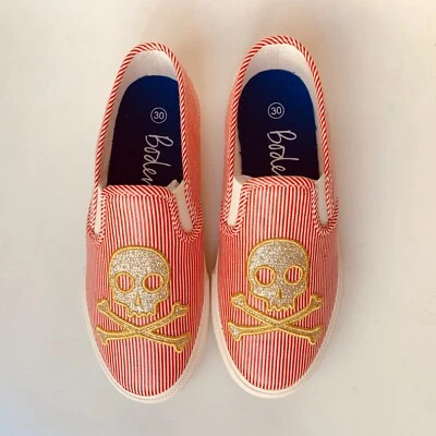 NUEVO EN CAJA Boden Bordado Calavera Huesos Cruzados Rayas Lona Niños Tenis Zapatos Talla 12 Foto 1 de 4