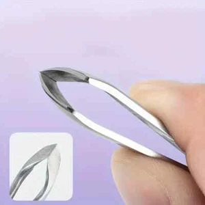 Pinzetta Professionale per Cuticole in Acciaio Inossidabile Manicure e Pedicure - Foto 1 di 5