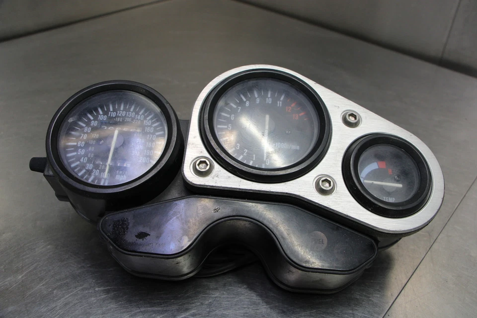 93-98 Suzuki GSXR1100W GSXR1100 Gauges Speedo Tach Cluster Speedometer 26k - Изображение 1 из 4