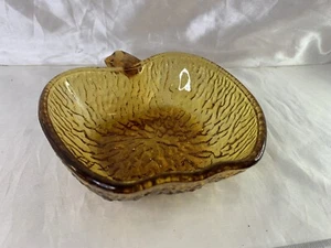 MID-CENTURY VINTAGE INDIANA GLASS AMBER  Textured Apple Candy Dish Tray - Picture 1 of 6