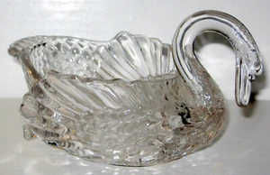 Vintage Cambridge Glass Swan Bowl Figurine - Picture 1 of 6