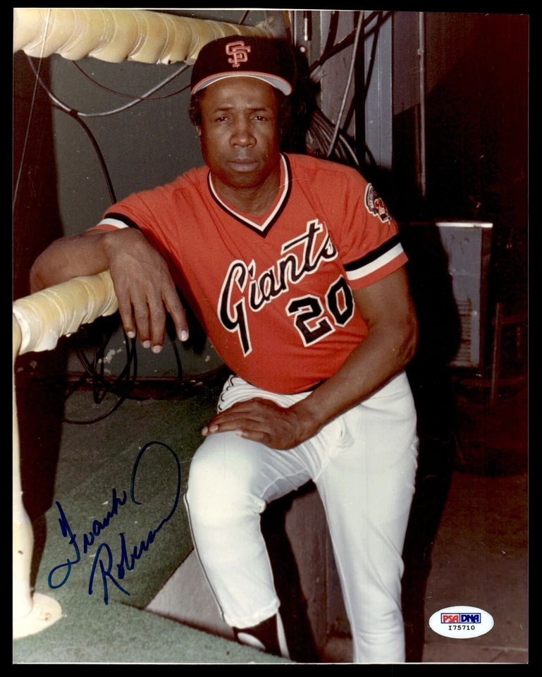 FRANK ROBINSON SIGNED 8X10 PHOTO - PSA COA - SAN FRANCISCO GIANTS - Image 1 of 1