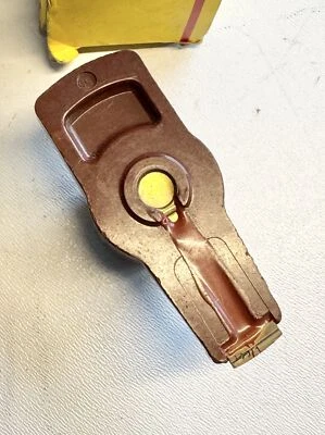 Bosch 1234332104 Zündverteilerläufer  passt für Alpine Maserati Mercedes Verteil - Bild 1 von 4