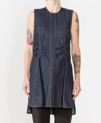 Vestido de mezclilla acampanado tallado para mujer 40 usado en excelente estado $390 sin mangas cuello redondo bolsillo algodón Foto 1 de 4