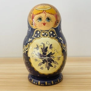 Vintage Russian Babushka Nesting Doll Set Hand Painted Matryoshka Signed Ceprueb - Bild 1 von 11