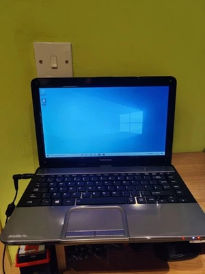 Toshiba Satellite L830-172 i3 6 GB Ram 500 GB HDD Not Tested Run To Windows  - Image 1 of 4