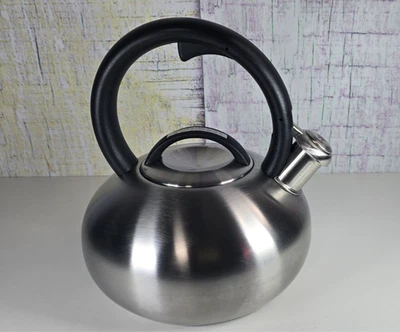 Hervidor de agua para estufa silbante Cuisinart CTK-SS4 1,9 L - Excelente estado Foto 1 de 4