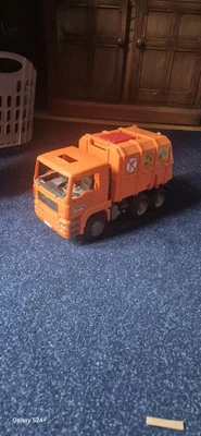Bruder MAN  Rear Loading Garbage Truck 1:16 Rubbish Bin Lorry - Image 1 of 4