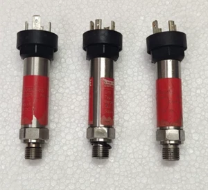 TRAFAG 8894.76.3315 PRESSURE TRANSMITTER 0...40BAR/0...4MPa-G - Picture 1 of 8