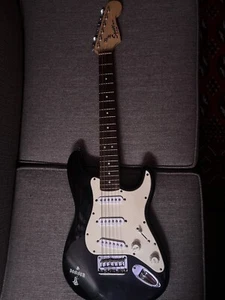 Fender Squier Mini Stratocaster (3/4 Size) Electric Guitar - Picture 1 of 5