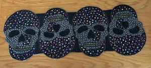 Tahari Home Perlen Herzstück Sugar Skulls 13x36 Halloween Läufer Tischset - Bild 1 von 4