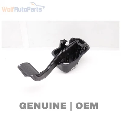 2017-2021 MERCEDES-BENZ C63 AMG 4.0L - Brake Pedal 2052920415 - Image 1 of 4