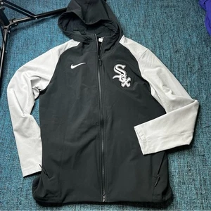 Chaqueta Nike MLB Auténtica Colección Chicago Medias Blancas Cremallera Dugout en Gris - Imagen 1 de 8