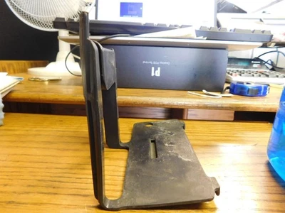 Suporte para caddy de bateria Harley Davidson Softail 2007 - Imagem 1 de 4