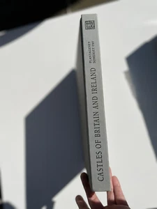 Castles of Britain and Ireland (Hardcover) - Bild 1 von 8