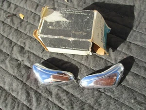 1968 1969 1970 71 72 73 74 CHEVROLET GMC TRUCK RH & LH VENT WINDOW LATCHES - Bild 1 von 5