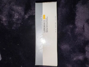 Avon anew clinical luminosity pro brightening serum 1.0oz sealed *2010 - Picture 1 of 4