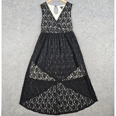 Vestido tórrido negro de encaje alto bajo cuello en V sin mangas talla 1 (1X) gótico caprichoso Foto 1 de 4