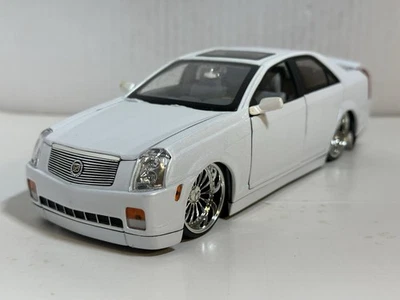 JADA DUB CITY 2002 CADILLAC CTS WHITE 1:24 DIECAST MODEL CAR NEW NO BOX - Image 1 of 4