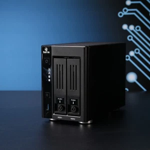 Terra N2810PRO // 2-kieszeniowy NAS // 2x Gb LAN, 3x USB-A 3.0 - Zdjęcie 1 z 5