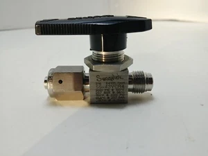 Swaglok SS-43VCR4 Valve - Picture 1 of 4