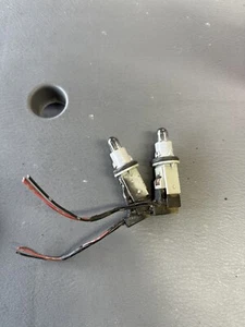 1997-2001 HONDA crv cr-v socket headlight stanley 9306 oem c67 - Picture 1 of 2