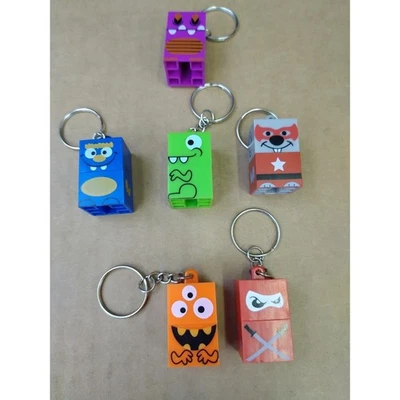 Stackerz Building Block Dinosaurs Character Key Chains 2 pieces lot of 6 - Image 1 of 4