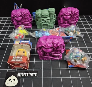 Masters Of The Universe ETERNIA MINIS Action Figur Lot Grayskull Snake Mountain - Bild 1 von 11