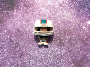 Tua Tagovailoa Funko POCKET Pop Vinyl Mini NFL Miami Dolphins 1,5 INCH lose - Bild 1 von 4