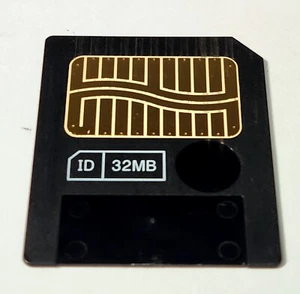 K9S5608V0A-SSB0 Samsung 32MB SmartMedia Card - Picture 1 of 3