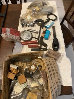  Peças de gafanhoto - Eixo de transmissão, interruptor de chave e peças Kubota todas as peças novas - Imagem 1 de 2