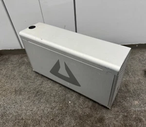 Magma ExpressBox Thunderbolt 2 Expansion Chassis With ATTO H680, cables + Bag - Bild 1 von 9