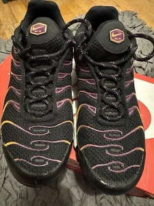 Nike Air Max Plus - Picture 1 of 11