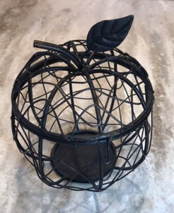 Wrought Iron Rustic Metal Wire Apple Basket Snap Closure 6" Round Holiday Fall - Picture 1 of 5
