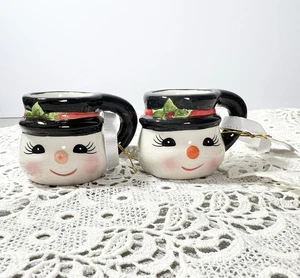2024 Juego De 2 Mini Taza Adornos Mr Christmas Nostálgicos Muñeco De Nieve Escarchado - Imagen 1 de 6