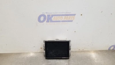 18 DODGE RAM 2500 RADIO AUDIO DISPLAY 8.4" WITH RECEIVER 68331631AJ - Image 1 of 4