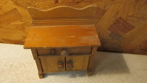 Antique Wood Doll House Wash Stand - Bild 1 von 3