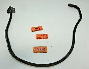 DOOR PANEL RUBBER SEAL WEATHER CLIPS RIGHT PASSENGER REAR BACK for LEGACY 00-04 - Picture 1 of 3