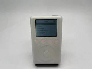 Apple iPod Classic 3rd Generation White 20GB A1040 FULLY WORKING/FREE SHIPPING - Picture 1 of 8