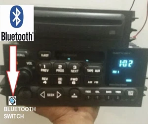 ✅95-02 GMC SIERRA CHEVY TAHOE SILVERADO CD CASSETTE RADIO BLUETOOTH OEM STEREO - Picture 1 of 5