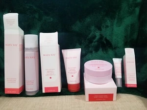 MARY KAY PINK LINE BUNDLE - Picture 1 of 4