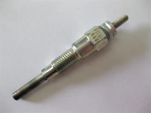 Glühkerze original NGK YE01 Kubota Z402 D722 D905 V1505 Z482 D902 D782 Aixam - Imagen 1 de 1
